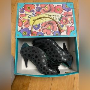 Poetic License heels